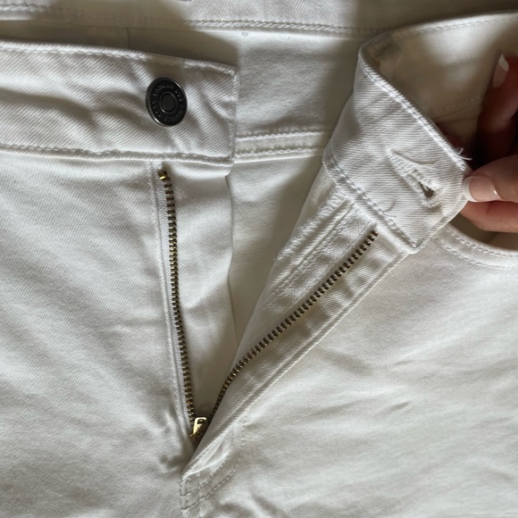 white skinny jeans with ruffles at ankles - Picture 6 of 6